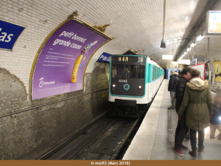 MP59 n&deg;5545 arrivant &agrave; Porte des Lilas