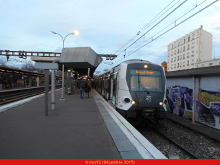 MI09 à Joinville-le-Pont