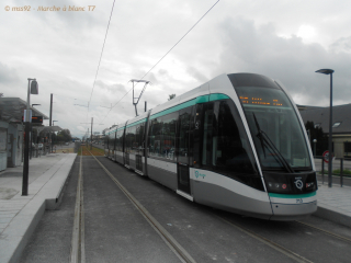 Citadis 302 du T7 pendant la marche à blanc (octobre 2013)