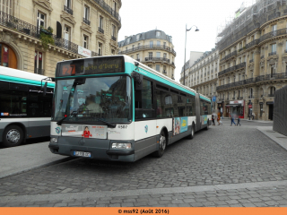 Agora L €2 4507, le plus ancien bus RATP encore en circulation en août 2016