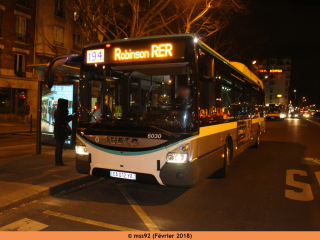 Urbanway 12 hybride n°6030 pris de nuit sur le 194