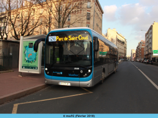Bolloré Bluebus n°0588 sur le 126 en livrée IDFM