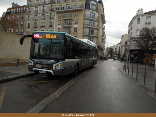Urbanway 12 hybride sur le 190