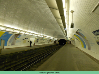 Station Jaurès (ligne 7bis) tout juste rénovée