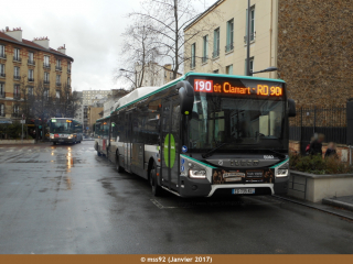 Urbanway 12 hybride sur le 190