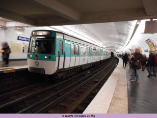 MF77 n&deg;101 &agrave; Reuilly-Diderot