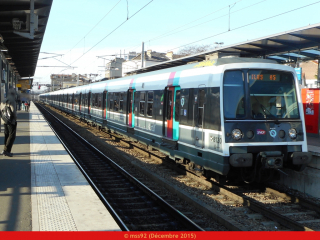 MI79 rénové en gare d'Aulnay