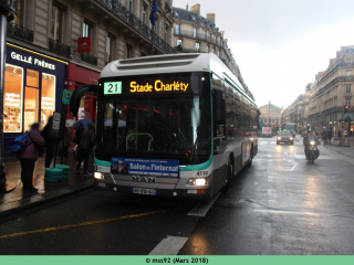MAN hybride n°4110 sur le 21