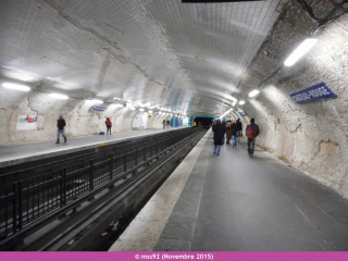 Station Château-Rouge en travaux