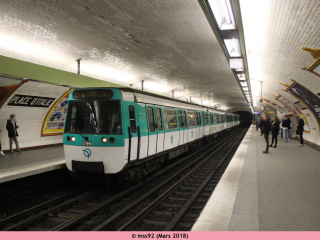 MF77 n°096 à Place d'Italie en direction d'Ivry