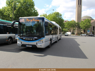 Urbanway 18 hybride n°5607 en livrée IDFM sur le 62