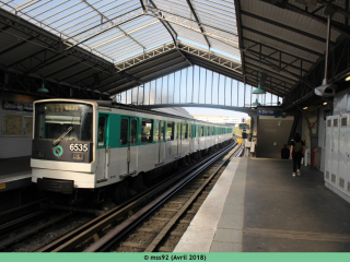 Entrée du MP73 n°6535 à la station Quai de la Gare