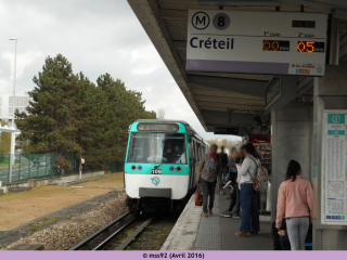 MF77 n&deg;109 arrivant &agrave; Cr&eacute;teil-Universit&eacute;