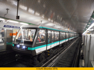 MP05 n°547 à Pont de Neuilly