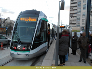 Citadis 302 du T8 au terminus d'Épinay-Orgemont