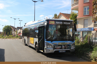 Urbanway 12 GNC n°5883 sur le 209 (2)