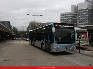 Citaro C2 sur la ligne 40 de Phébus, en livrée IDFM et avec girouette à diodes blanches