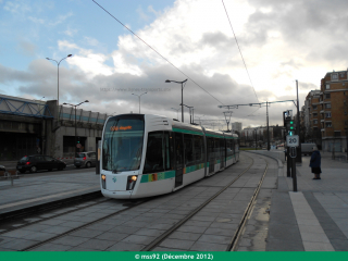 Citadis 402 du T3b à Porte de Pantin