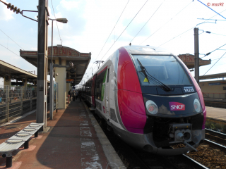 Z50000 n°142H en gare de Saint-Denis (septembre 2013)