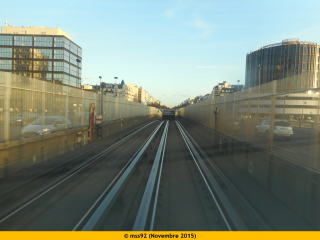 Voies de la ligne 1 entre Eplanade de La Défense et Pont de Neuilly