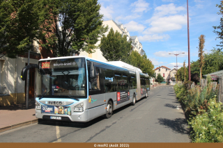 Urbanway 18 GNC n°6885 sur le 206