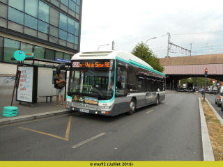 MAN hybride sur le 323