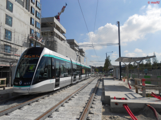 Citadis 302 du T8 en tests à Saint-Denis (septembre 2014)