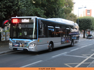 Urbanway 12 Hybride 3 portes n°4942 sur le 122