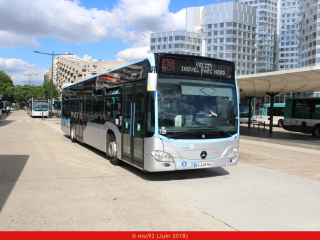 Citaro C2 sur la ligne 40 de Phébus en livrée IDFM et avec girouette à diodes blanches